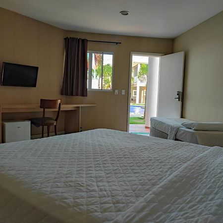 Hotel Coral Beach Tamandare Bagian luar foto