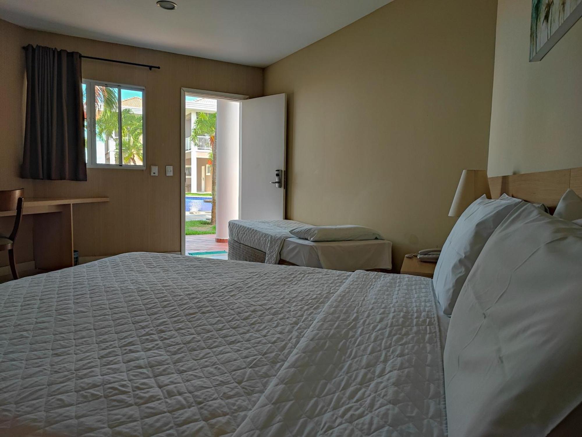 Hotel Coral Beach Tamandare Bagian luar foto